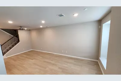 8009 Scanlan Trail, Missouri City, TX 77459 - Photo 4