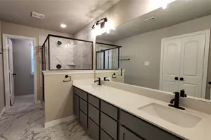 8009 Scanlan Trl, Missouri City, TX 77459 - Photo 8