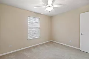 13111 Royal Bell Ct, Houston, TX 77047 - Photo 16