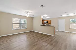 13111 Royal Bell Ct, Houston, TX 77047 - Photo 8