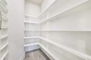 210 Liatris Ct, Conroe, TX 77304 - Photo 16