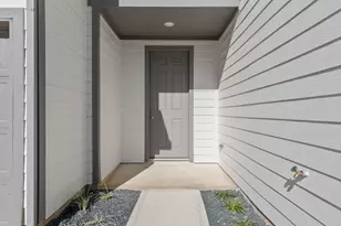 27806 Western Crk Ct, Katy, TX 77494 - Photo 2