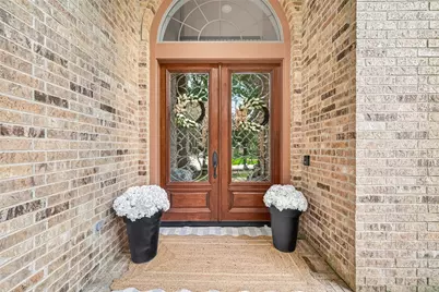 15 Veilwood Circle, The Woodlands, TX 77382 - Photo 4