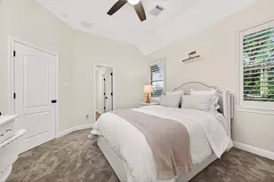 15 Veilwood Cir, The Woodlands, TX 77382 - Photo 38