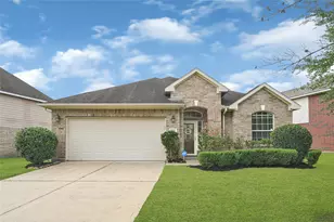 13610 Summer Spring Ln, Rosharon, TX 77583 - Photo 2