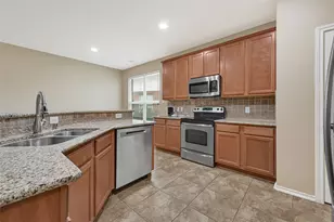 13610 Summer Spring Ln, Rosharon, TX 77583 - Photo 10