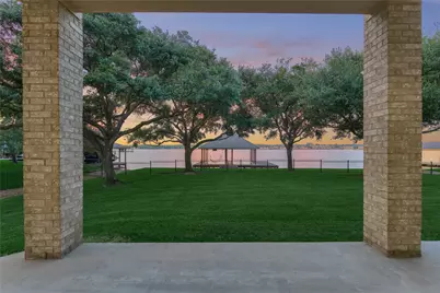 9370 Escondido Drive, Willis, TX 77318 - Photo 36