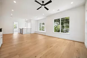 710 Sue Barnett Dr, Houston, TX 77018 - Photo 44