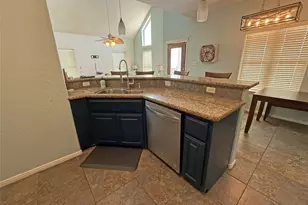 4719 Bluewater Dr, Freeport, TX 77541 - Photo 6