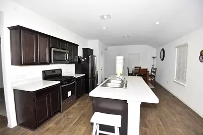 16684 Lonely Pines Drive, Conroe, TX 77302 - Photo 6