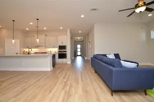 18422 Joyous Ln, Cypress, TX 77433 - Photo 16