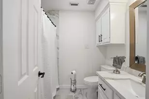 73 W Sandalbranch Cir, The Woodlands, TX 77382 - Photo 24