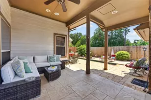 514 Oak Ridge Grove Cir, Oak Ridge North, TX 77386 - Photo 30