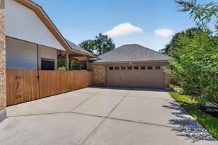 514 Oak Ridge Grove Cir, Oak Ridge North, TX 77386 - Photo 4
