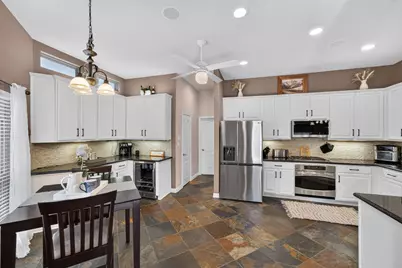 514 Oak Ridge Grove Circle, Oak Ridge North, TX 77386 - Photo 12