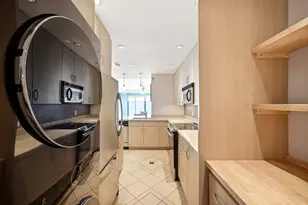 7700 Seawall Blvd, Galveston, TX 77551 - Photo 8
