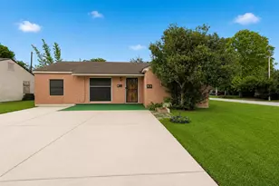 1419 Silverdale St, Houston, TX 77029 - Photo 2