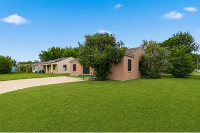 1419 Silverdale Street, Houston, TX 77029 - Photo 4