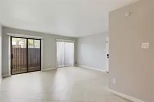 3300 Pebblebrook Dr, Seabrook, TX 77586 - Photo 2