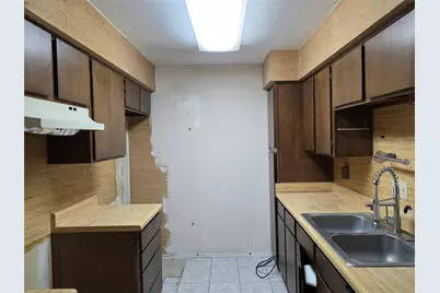4641 Wild Indigo Street #437, Houston, TX 77027 - Photo 6