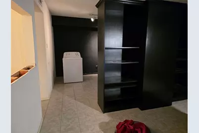 4641 Wild Indigo Street #437, Houston, TX 77027 - Photo 10