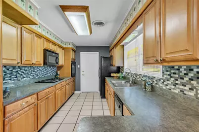 1900 Wright Boulevard, Baytown, TX 77520 - Photo 16