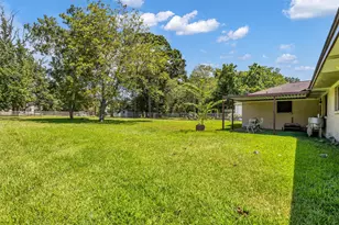1900 Wright Blvd, Baytown, TX 77520 - Photo 4
