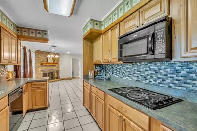 1900 Wright Boulevard, Baytown, TX 77520 - Photo 12