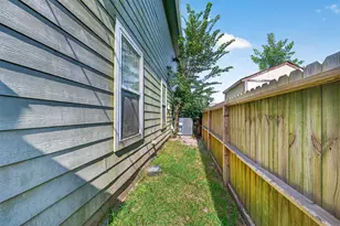 3215 Angelfish Cove, Baytown, TX 77523 - Photo 36