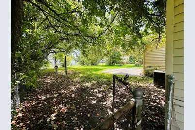 1217 4th Avenue S, Texas City, TX 77590 - Photo 6