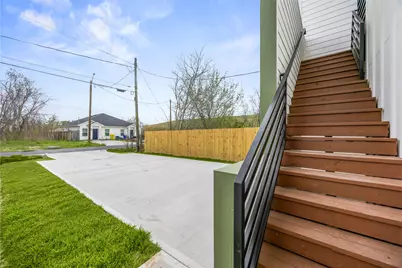 9709 Pelsey Street #B, Houston, TX 77029 - Photo 18