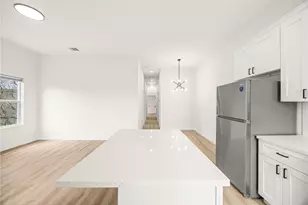 9709 Pelsey St, Houston, TX 77029 - Photo 2