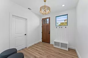 1122 W 17th St, Houston, TX 77008 - Photo 4