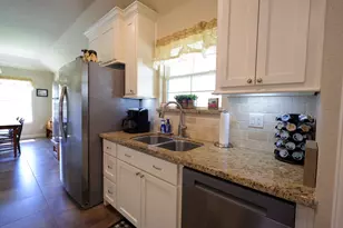 2250 Lake Forrest Dr, West Columbia, TX 77486 - Photo 6