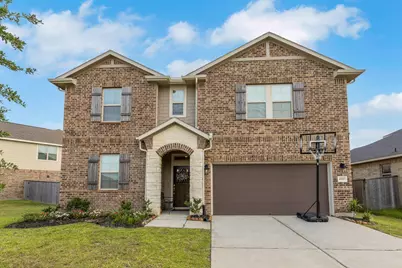4510 Red Yucca Drive, Baytown, TX 77521 - Photo 2