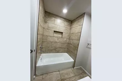 6014 Beau Harp Court, Houston, TX 77049 - Photo 18