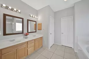 14127 Fox Creek Park Dr, Houston, TX 77083 - Photo 14