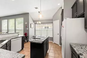 3827 Shady Breeze Dr, Houston, TX 77082 - Photo 4