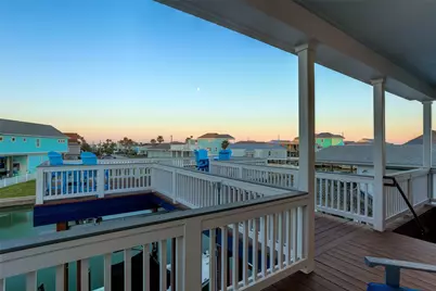 4219 Nueces Drive, Galveston, TX 77554 - Photo 32