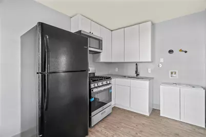 305 Roberts Street #1, Houston, TX 77003 - Photo 2