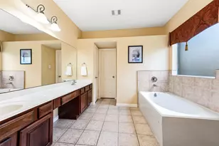 3705 Canterbury Park Dr, Pearland, TX 77584 - Photo 20