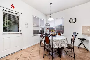 3705 Canterbury Park Dr, Pearland, TX 77584 - Photo 18