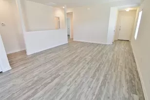 13206 Withee Path Ln, Houston, TX 77048 - Photo 6