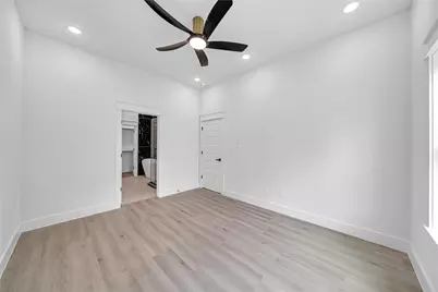 4902 Higgins Street #B, Houston, TX 77033 - Photo 10