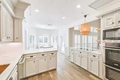 27 Hornsilver Place, The Woodlands, TX 77381 - Photo 20