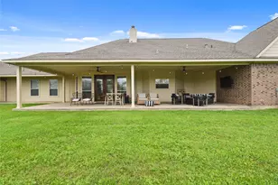 4502 Landon Ln, Baytown, TX 77523 - Photo 30