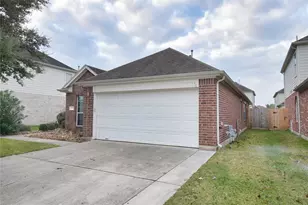 30315 Castle Forest Dr, Spring, TX 77386 - Photo 2