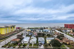 4111 Avenue T, Galveston, TX 77550 - Photo 40