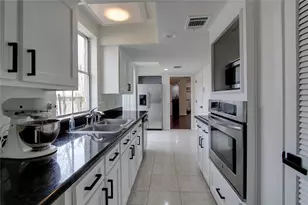 5985 Inwood Dr, Houston, TX 77057 - Photo 16