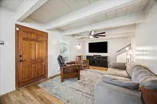 143 Thunderbird Dr, Conroe, TX 77304 - Photo 8